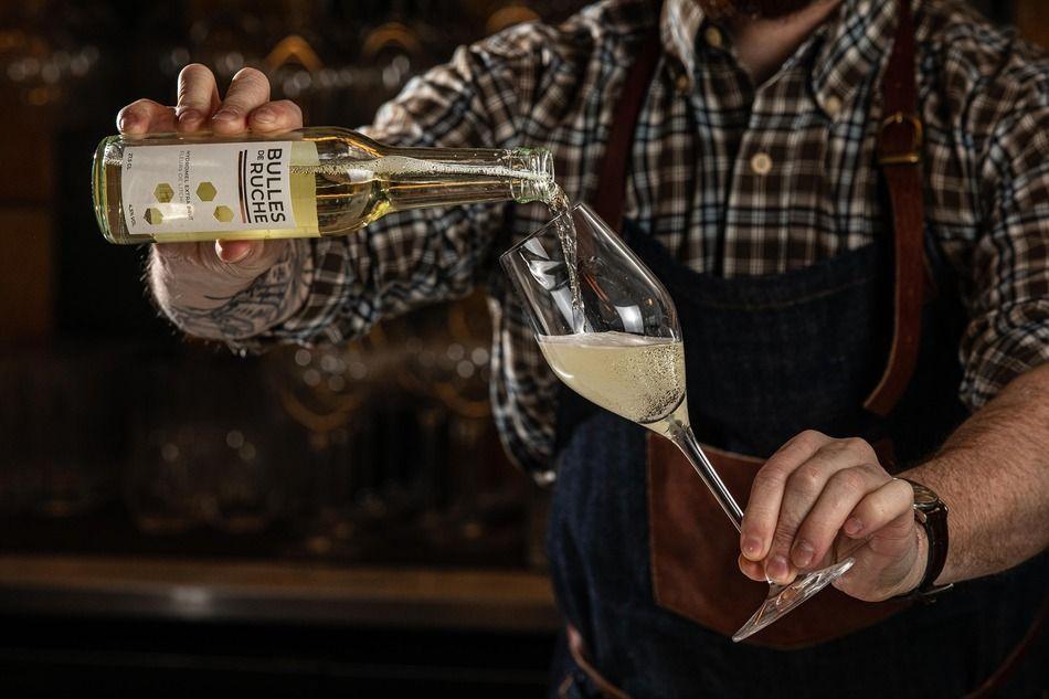 Bulles de Ruche lève 1 million d'euros pour étendre sa production et son marché d'hydromels pétillants