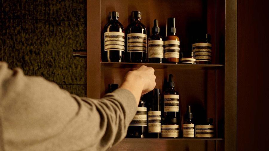 Aesop, la marque de beauté de luxe rejoint L'Oréal