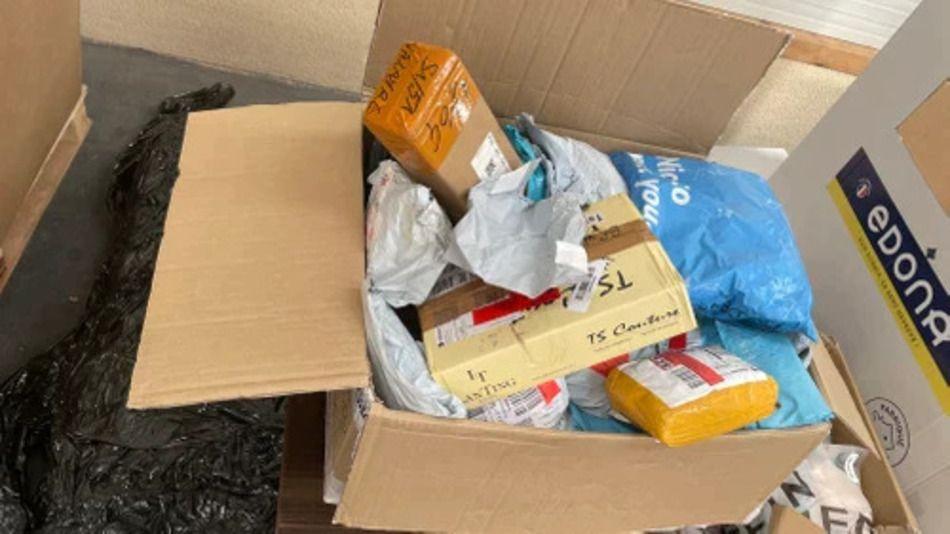 Flamingo Box : des boîtes surprises de colis perdus