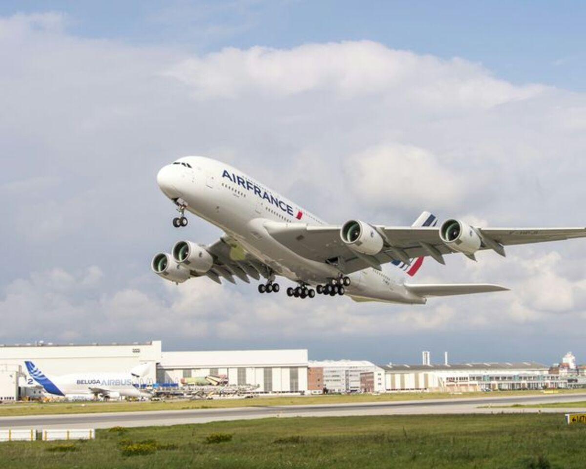 Airbus dévoile la cabine A220 Airspace avec Air Canada